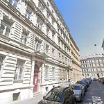 Tyrsova Apartment City Centre